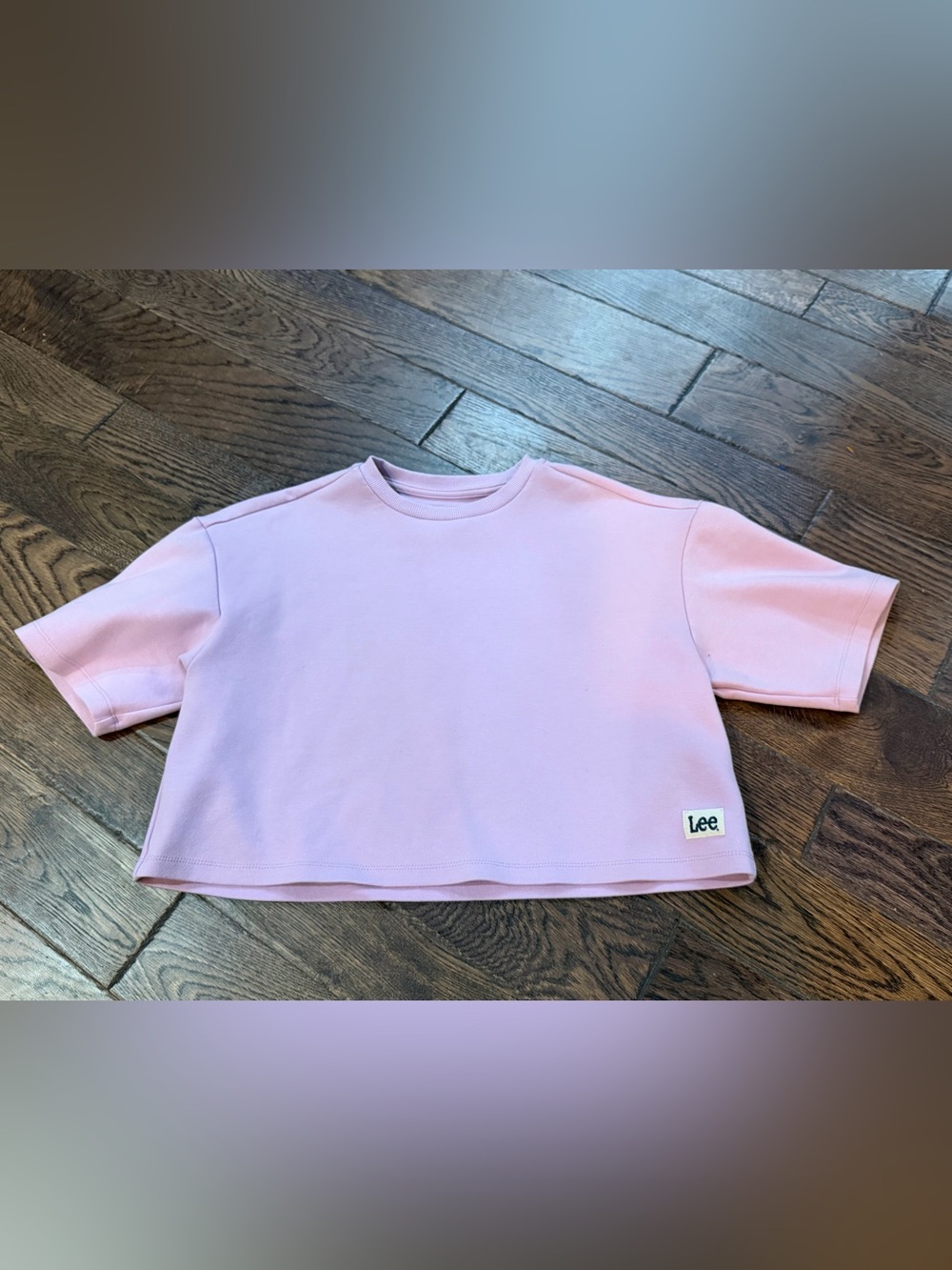 Women’s  Size XS Lee Brand Cropped Short Sleeve Sweatshirt - Sugar Lilac   NWOT